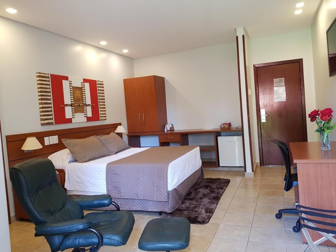 פראקטו Hotel Das Palmeiras מראה חיצוני תמונה